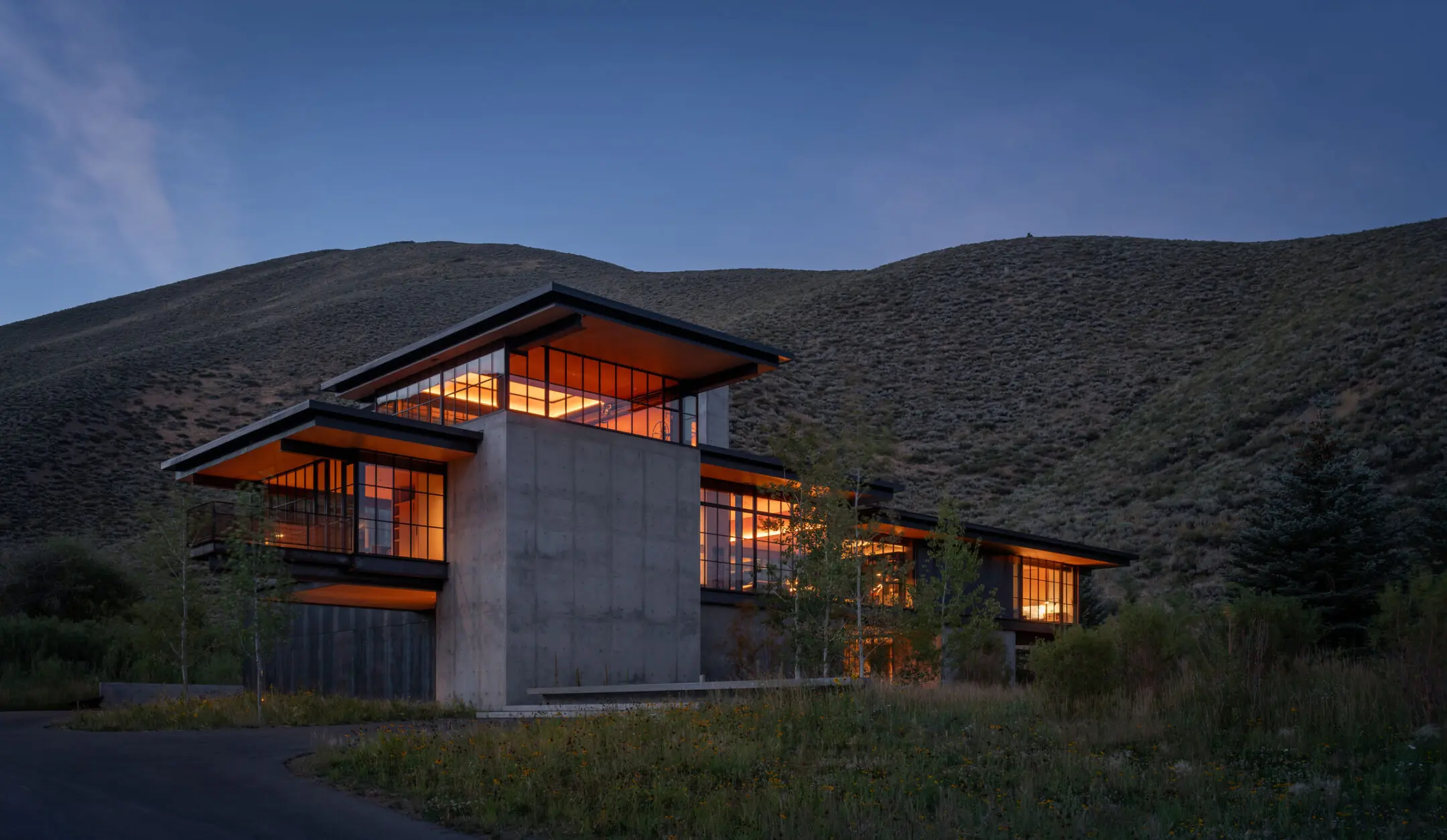 The Architects of Power: 5 for the Celebrity Estates of 2026